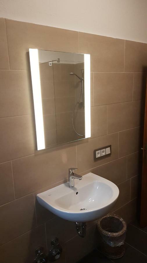 Apartment Lischenhof *